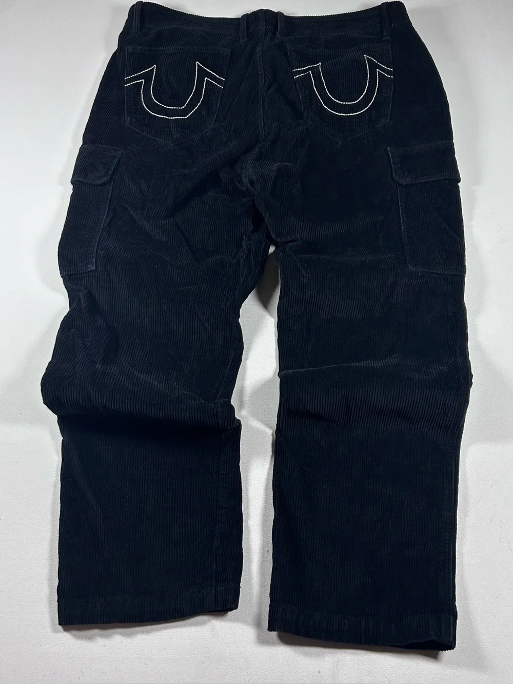 True Religion Corduroy Cargo Pants Mens Fits: 40x31 Black Y2k